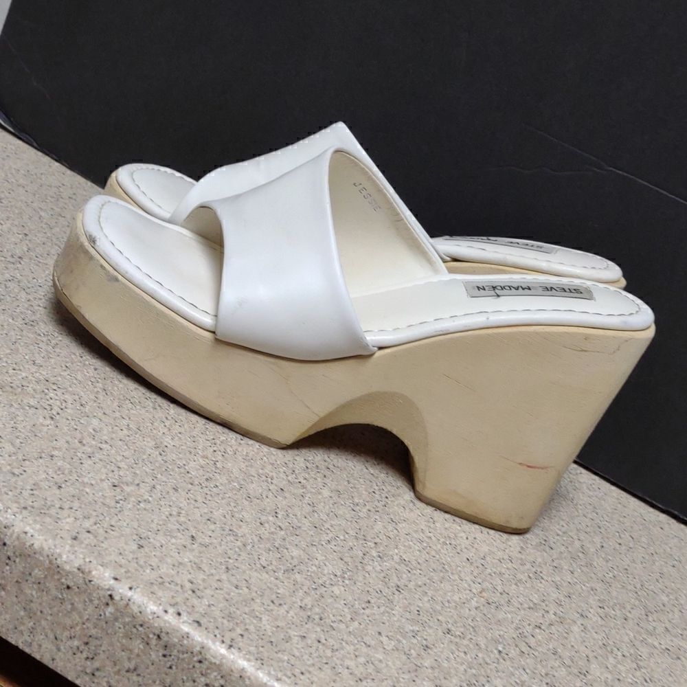 👍 Vintage Steve Madden BOHO White Platform Wood Shoes Size 8.    A4
